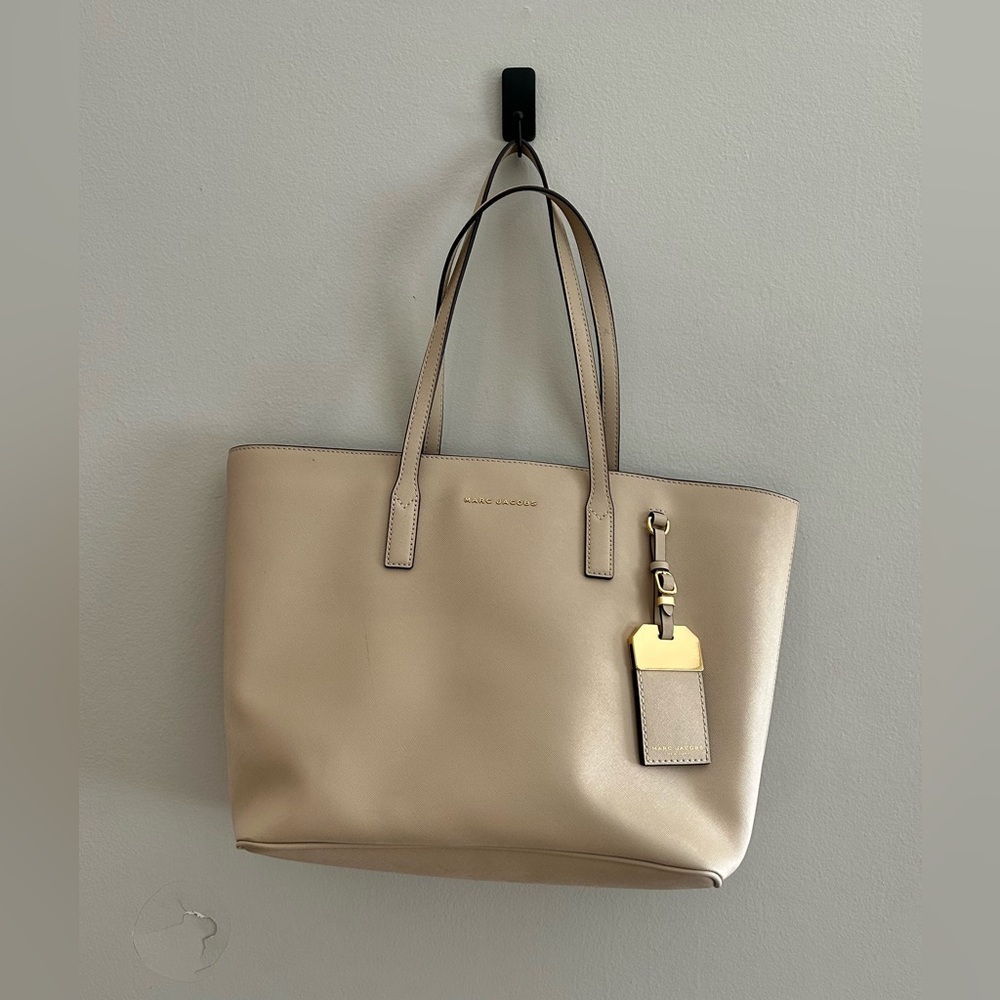 Marc Jacobs Saffiano Leather Beige Tote Bag